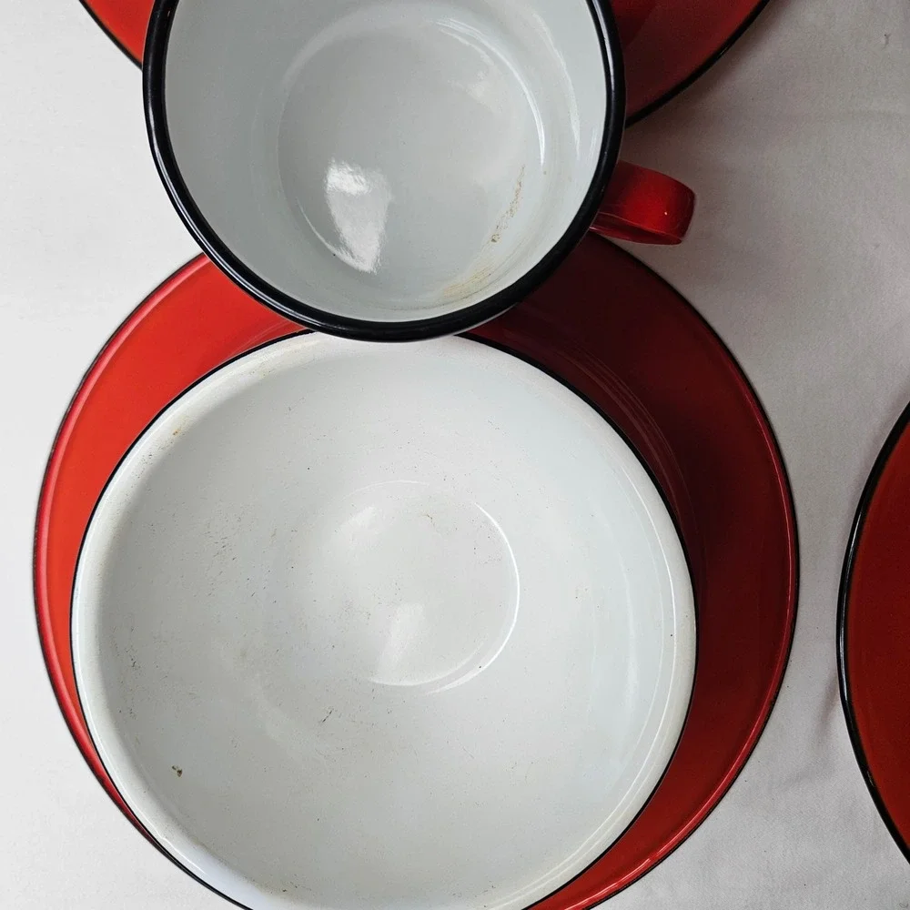 Vtg Red Enamelware 10 Piece Dinnerware Set Camping Plates Bowls Mugs Black Trim